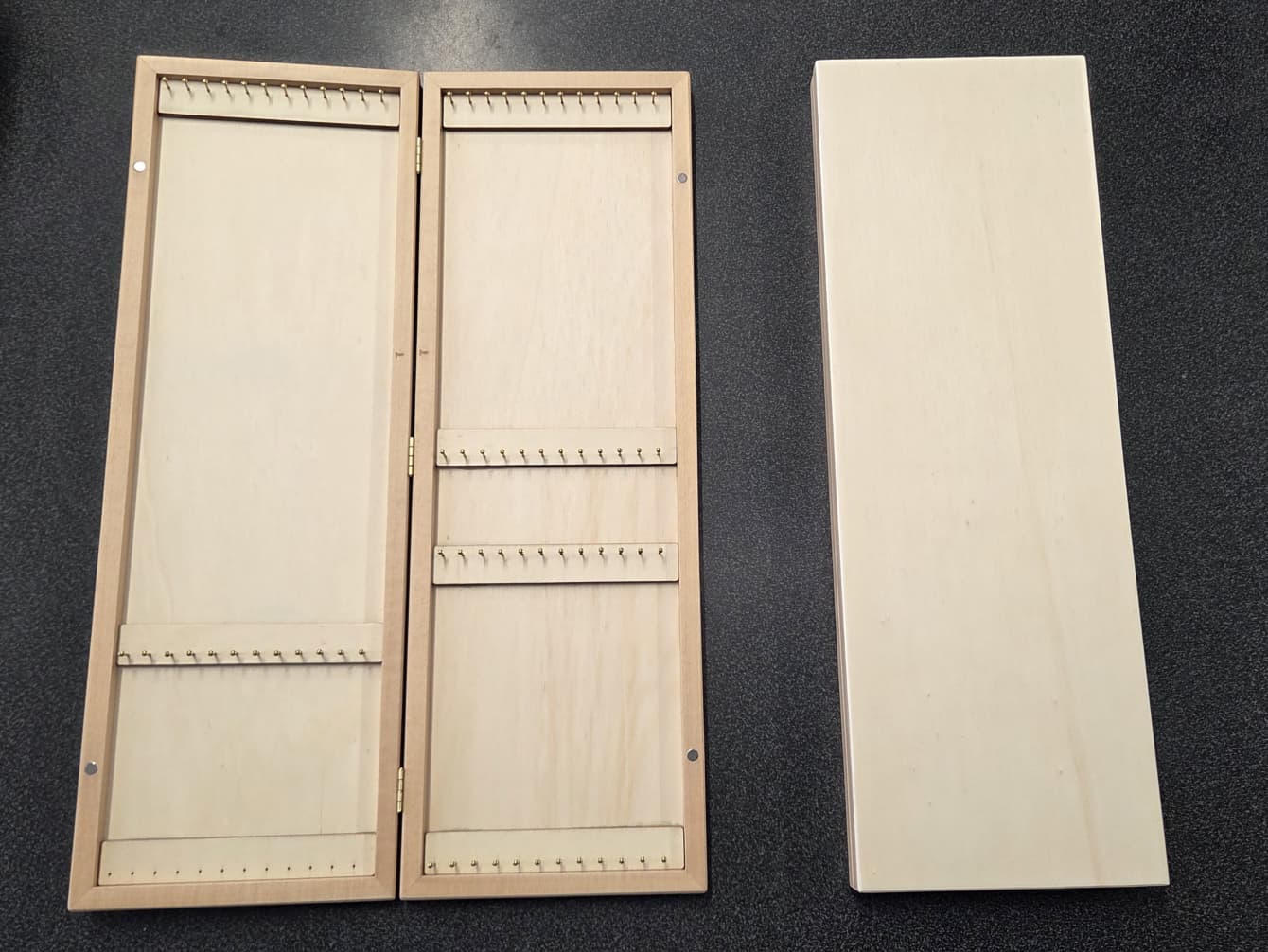 Hooklenght Box in legno 43.5 x 14.5 x 3 cm