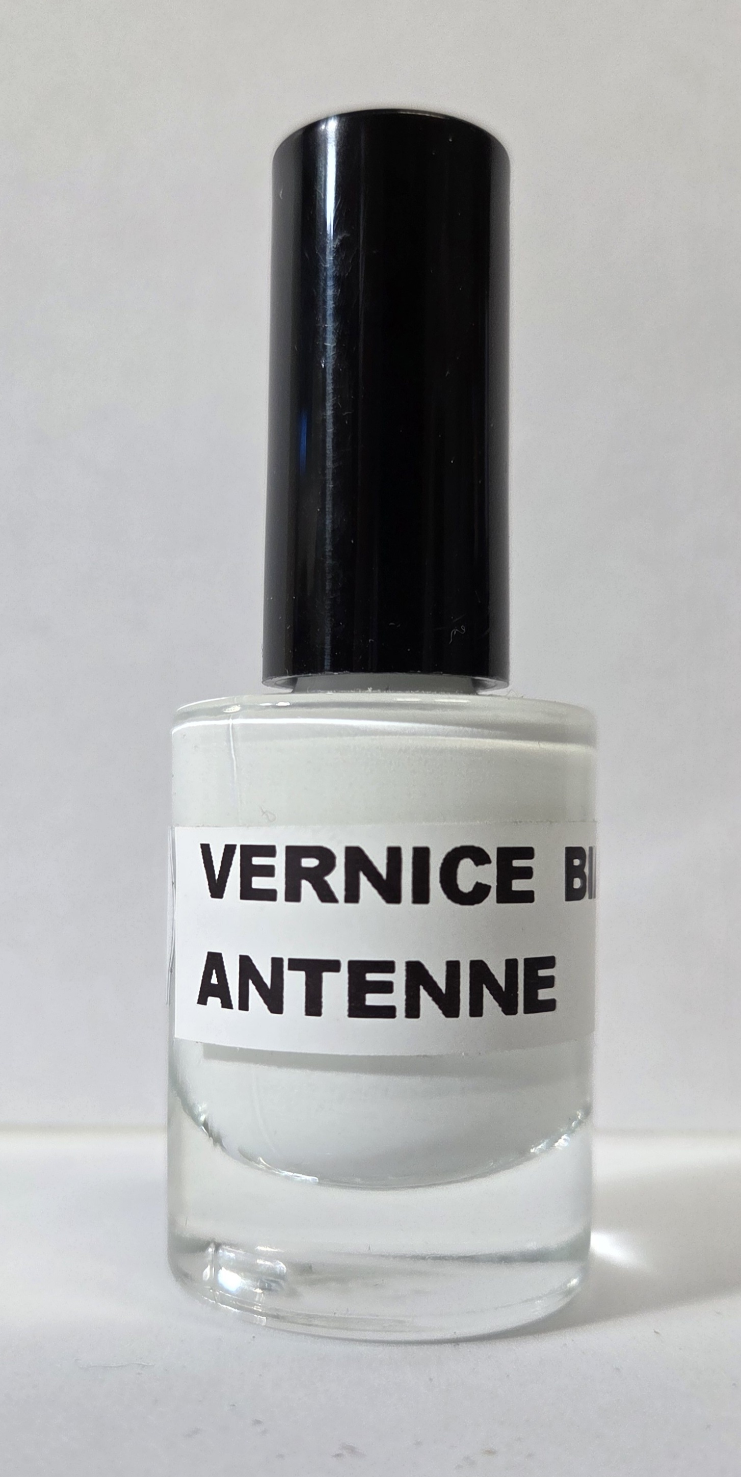 Vernice Bianca Per Antenne